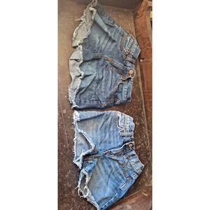 2 Pair Of Girls Old Navy Jean Shorts Size 7 Adjustable Waist